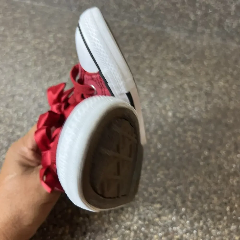 Converse All Star Little Kids Infant 5 Classic Red High Top Bow Acc Sneaker Shoe